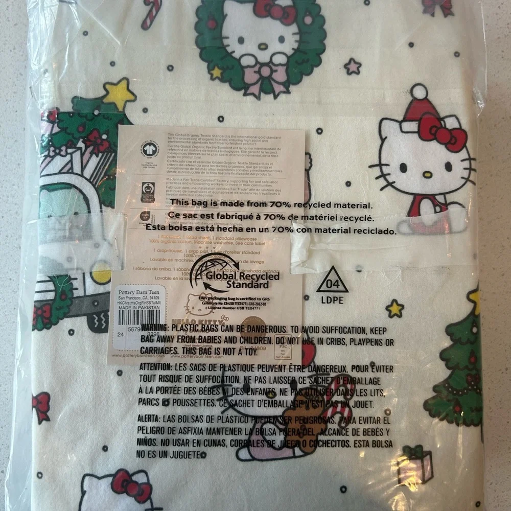 NEW Pottery Barn Teen Hello Kitty Christmas Holiday Flannel Sheet Set Twin XL
